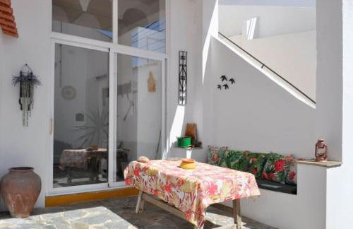 O Quintal - Barrancos - Foto 2