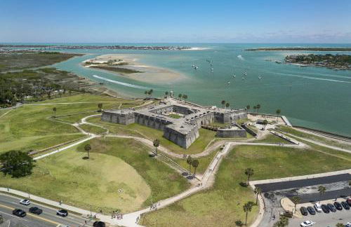 Courtyard Flat - City Center Walk to Everything - Foto 22