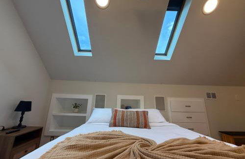 Cozy & Comfy Bright 3 Bedroom Home - Foto 38