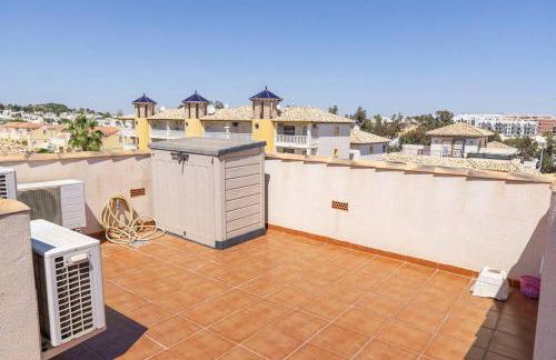 Casa Lilly-Rose, a beautiful 3 bedroom detached villa a short walk to the Villamartin Plaza & Golf course - Foto 56