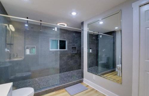 Mountain Retreat in Commerce with Billiards and Darts - Photo 14