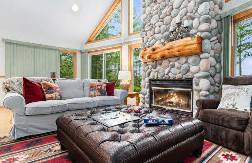 Relax Explore Waterfront Crawford Lake Cottage - 4878 - Foto 27