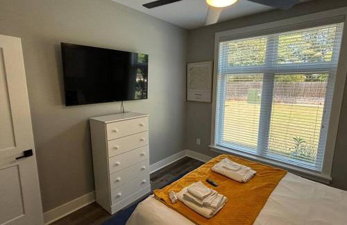 Gated Hideaway in Greenville - Photo 6