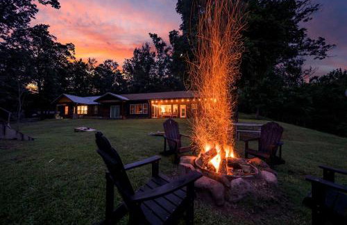 Impressive Cabin Surrounded by Trees in Nashoba, Oklahoma - Foto 32