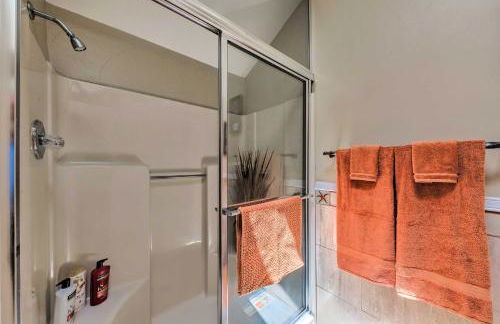 Eclectic Home with Deck 4 Miles to Ski Cloudcroft! - Foto 16