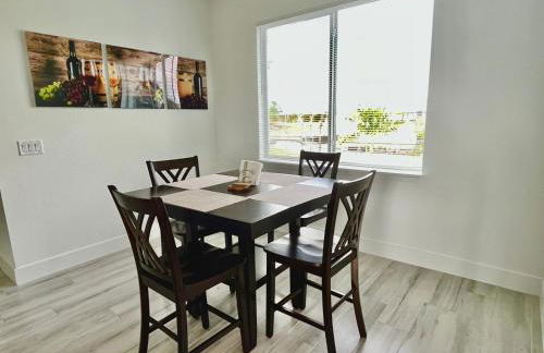 New house with canal view in Cape Coral - Foto 15