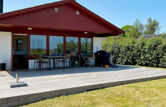 6 Person Holiday Home in Aeroskobing - Foto 1