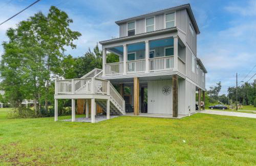 Modern Waveland Home with Deck - Walk to the Beach! - Foto 3