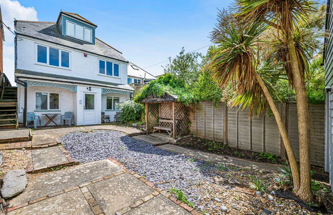 Beachfront House With 2 Kayaks Sleeps 8 - Foto 30