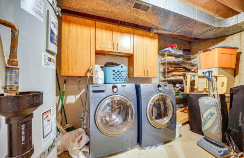 8 Mi to Dtwn Seattle Pet-Friendly Apt with Hot Tub - Foto 16