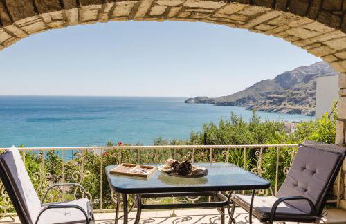 Elouthia Residence with Sea View and Hot Tub - Foto 13
