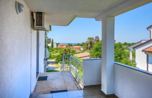 Beautiful Apartment In Umag With Wifi - Foto 5