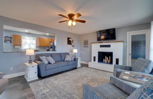 Table Rock Lake Home - Fire Pit and Lake Views! - Foto 3