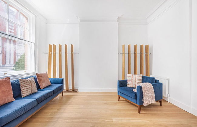 Contemporary Flat in the Centre of Fitzrovia - Photo 13