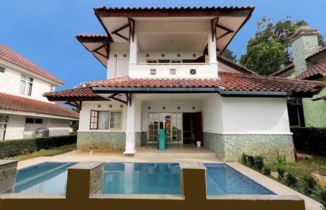 Villa ChavaMinerva Aries Ciater with Private Pool - Foto 16