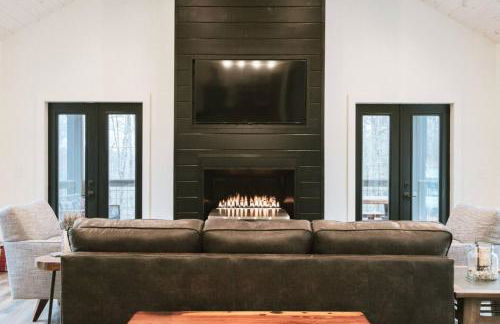 Hot-Tub Wifi Fireplace - Honeysuckle Bridge - Foto 15