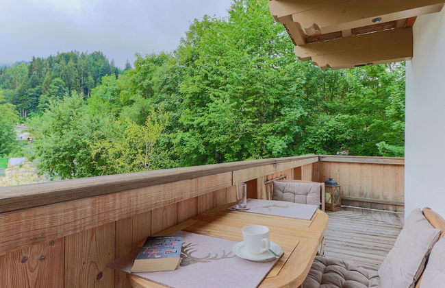 Stylish Apartment in Ellmau With Mountain View - Foto 1