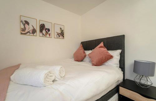 Modern 3-Bed Family Home Near Glasgow Airport - Foto 12