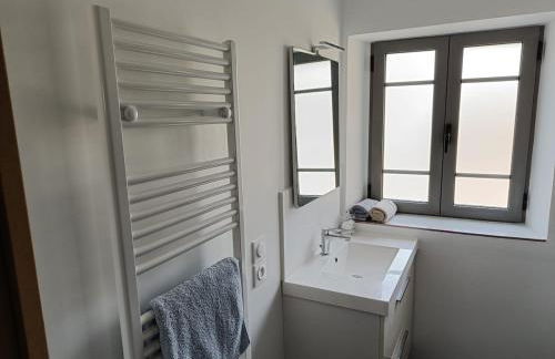 Petite maison bretonne 2 personnes accès piscine - Foto 10