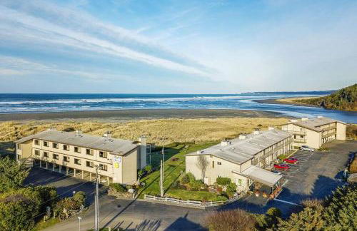 Waterfront Condo right on the Pacific Ocean - Photo 33