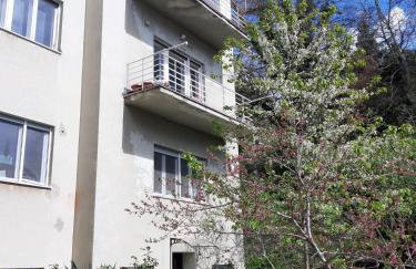 Garden View & private parking - Photo 35