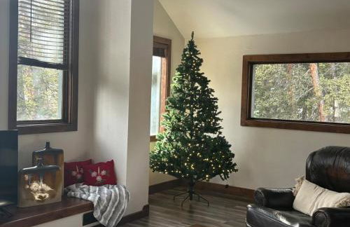 Spacious 4 Bedroom Chalet on Hiking Trails - Foto 4