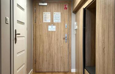 Zarembowicza Apt 37 - Self Check-In 20h - Parking &Lift - Foto 13