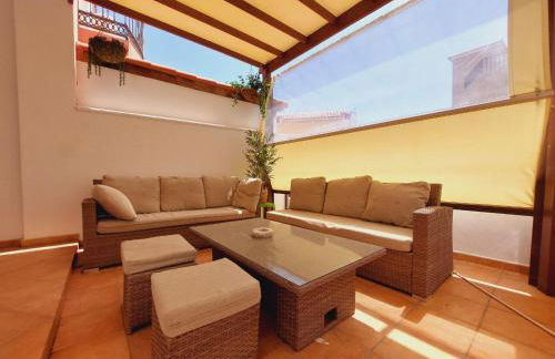 House with a tropical garden - Foto 19