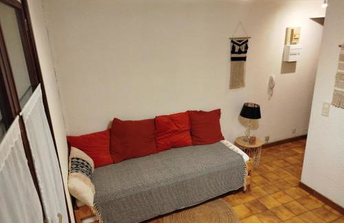 Studio en rez de jardin , vue montagne - Foto 13