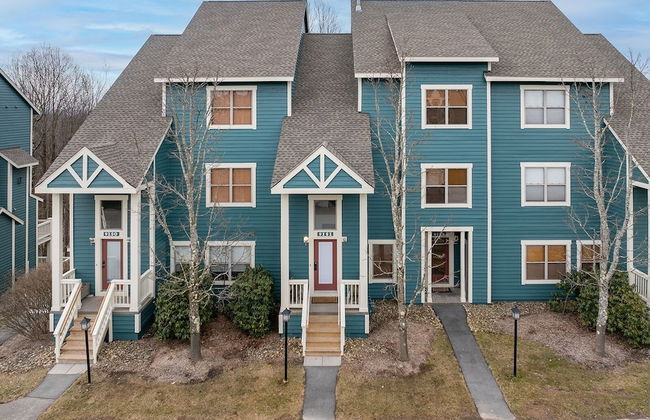 Seven Springs 4 BR Premium Condo, Deck with Views by RedAwning - Photo 39