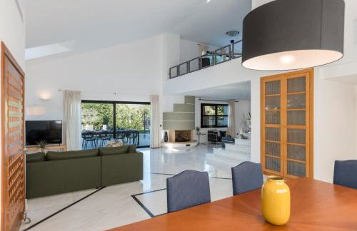 Gregorys Private Luxury Villa with Heated Pool & Gardens - Foto 21