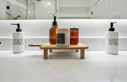 Nestled Nook Studio #2 @ East End Revitalized - Foto 18