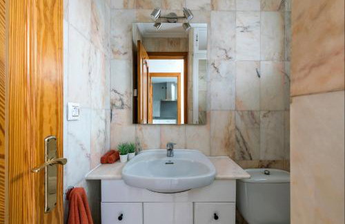 BeHouse Mairena - Photo 28