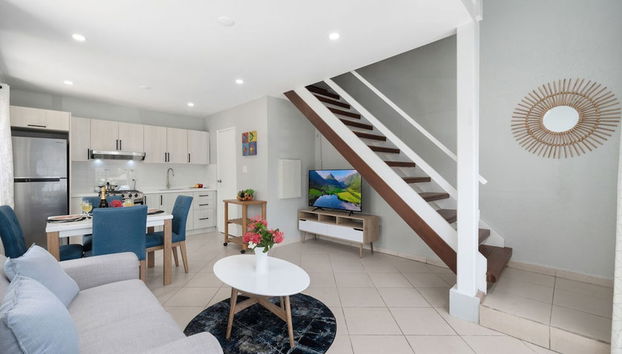 Newly Renovated Queen Bed Studio Loft Palmbeach - Foto 4, Habitación