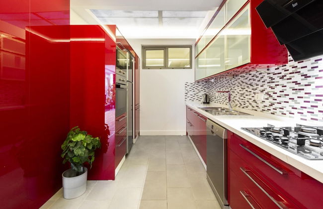 Sleek and Central Flat With Backyard in Besiktas - Foto 6