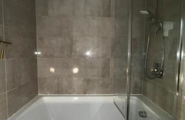 Luxury Entire 1 Bed flat, Excel, City airport, Custom House - Foto 18