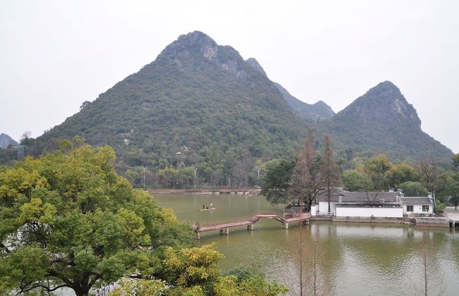 FangLian Lake Holiday Resort - Photo 50