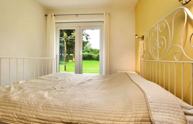 Charming Holiday Home in Gouvy with Hot Tub - Photo 5