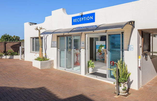 Illovo Beach Club - Photo 3