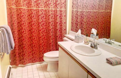 G2 Sunny and homey Fairway Village Townhome right on the Omni Mount Washington Hotel golf course - Foto 13