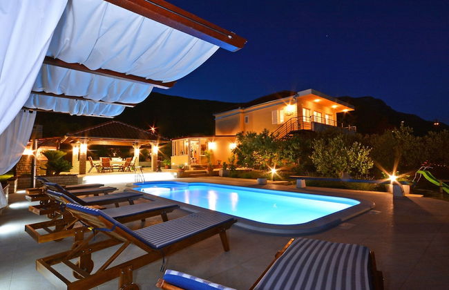 Attractive Villa in Kastel Luksic on Mount Kozjak - Foto 21