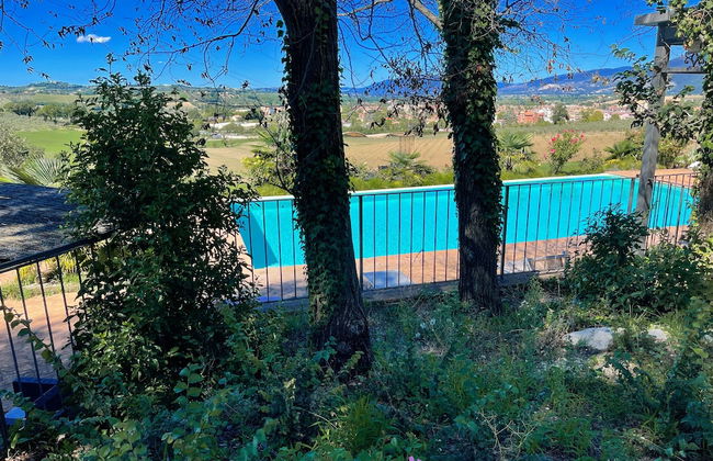 Spoleto Poolside - apt Sleeps 4 on Beautiful Campus - 1 km max Spoleto Central - Photo 47