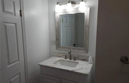 Cozy 5 bedroom Home mins from RIT - Foto 12