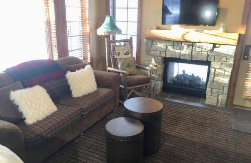 Boyne Mountain Creekside Condo - Foto 23