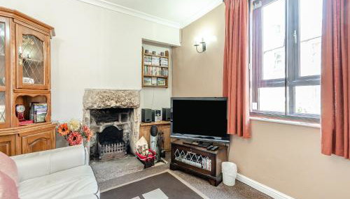 River Cottage - Photo 3