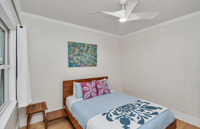 Gorgeous Renovated 1937 Plantation Style Beach House 50 Steps To The Center Of The Beach 5 Bedroom Home by RedAwning - Foto 9