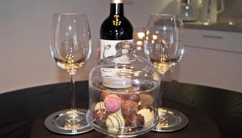 THE SUITE Winterberg Deluxe - Exklusive Ausstattung, Bestlage zwischen Skikarussell und Marktplatz, eigener Garten, Ski- und Fahrradraum, ruhige Südausrichtung, WLAN, hundefreundlich - Foto 2