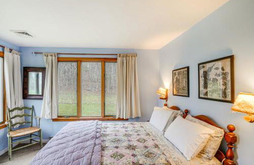 Hawley Home with Deck 4 Mi to Berkshire East Resort - Foto 13