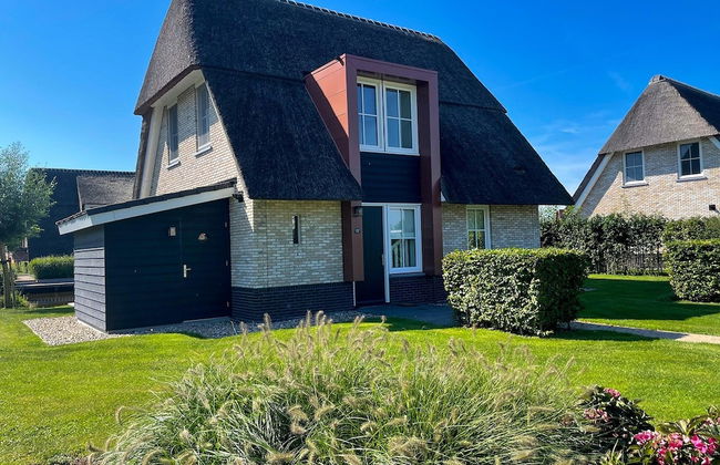 Chic Villa With a Fireplace at Tjeukemeer - Foto 22