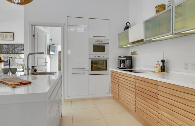 "Biorn" - 70m from the sea - Photo 17